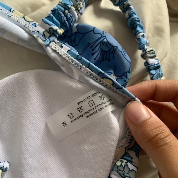 Shein two piece bathing suit - Picture 3 of 4